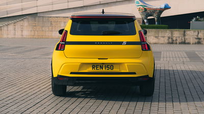 2025 Renault 5, rear