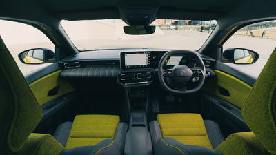 2025 Renault 5, interior