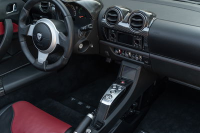 Tesla Roadster - interior