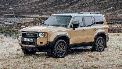 Toyota Land Cruiser - front