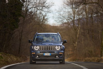 Jeep Renegade e-Hybrid - front, dynamic