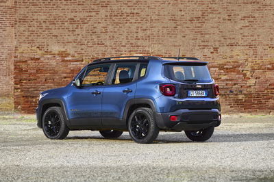 Jeep Renegade e-Hybrid - rear