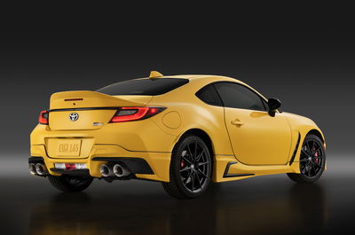 Toyota GR86 Yuzu Edition - rear