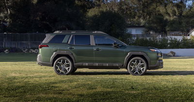 Subaru Outback - side
