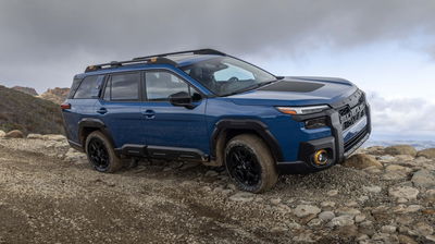 Subaru Outback Wilderness - front