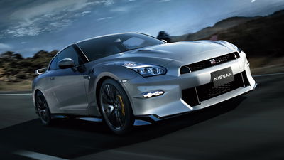 2025MY Nissan GT-R - front