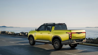 Nissan Frontier Pro - rear