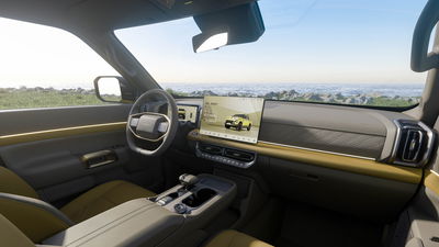 Nissan Frontier Pro - interior
