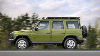 Mercedes G-Class STRONGER THAN THE 1980s - side