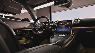 Mercedes-AMG GT 63 APXGP Edition - interior