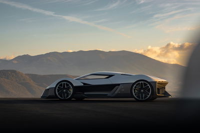 Chevrolet Corvette concept - side