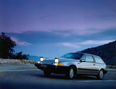 10 Reasonably Cheap Cars With Pop-Up Headlights