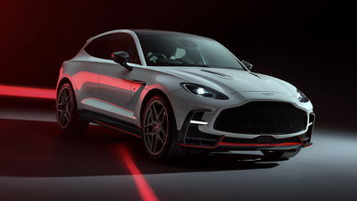 Aston Martin DBX S, front