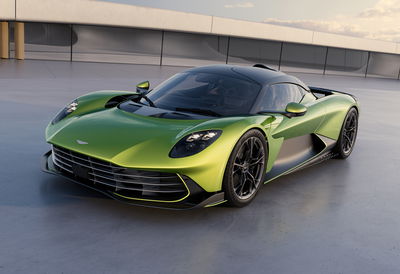 Aston Martin Valhalla - front
