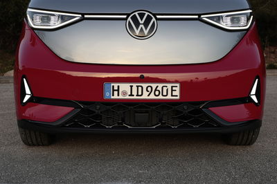 VW ID Buzz GTX - front detail