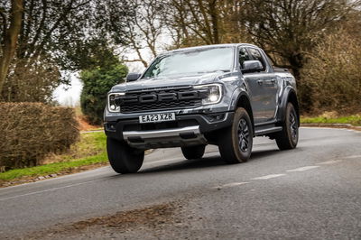 Ford Ranger Raptor - driving