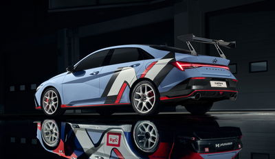 Hyundai Elantra N TCR Edition - rear