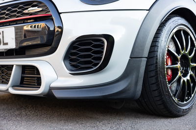 Mini JCW Challenge - front detail