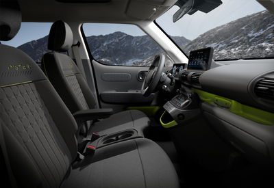 Hyundai Inster Cross - interior