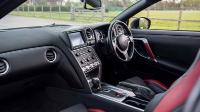 2009 R35 Nissan GT-R Black Edition, interior