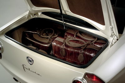 Lancia Fulvia Concept - boot