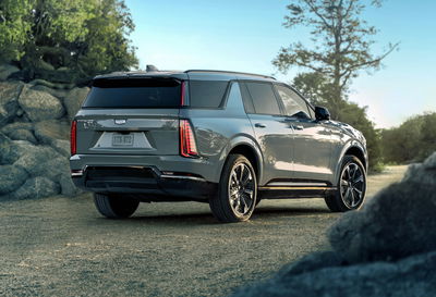 Cadillac Escalade IQL - rear