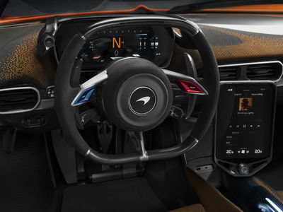 McLaren W1 - steering wheel