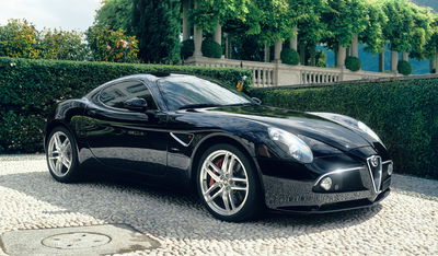 Alfa Romeo 8C Competizione M - front