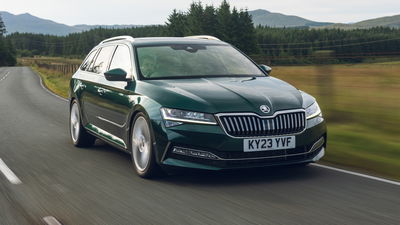 Skoda Super Sleeper Edition, front 3/4