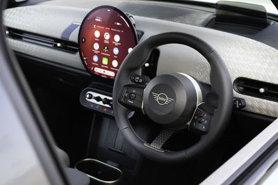 Mini Cooper S - interior (Classic trim pictured)