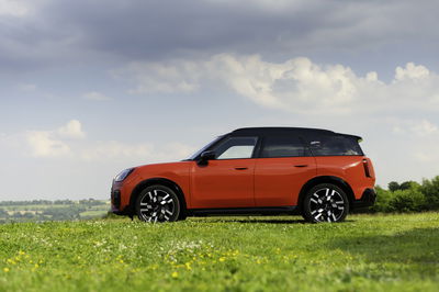 Mini Countryman SE - side