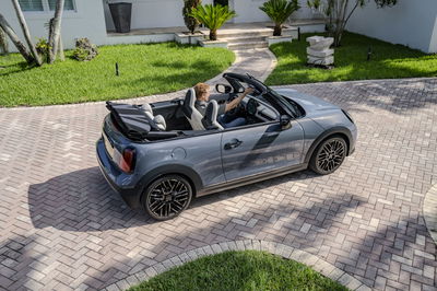Mini Cooper Convertible - rear
