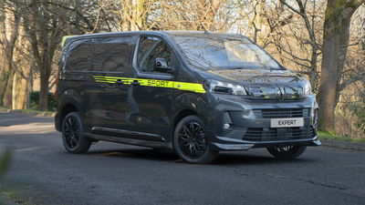 Peugeot Expert Sport, front