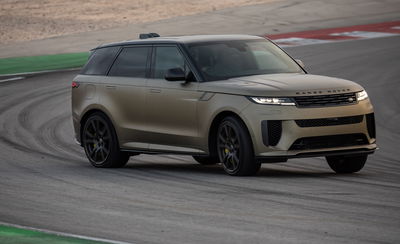 Range Rover Sport SV - track driving