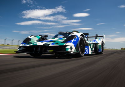Aston Martin Valkyrie AMR-LMH - front