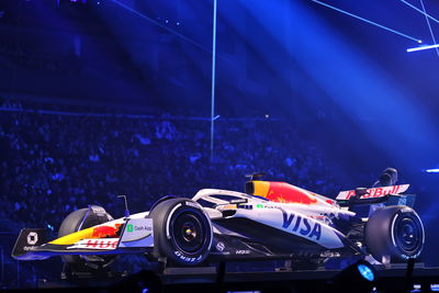 2025 VCARB F1 car