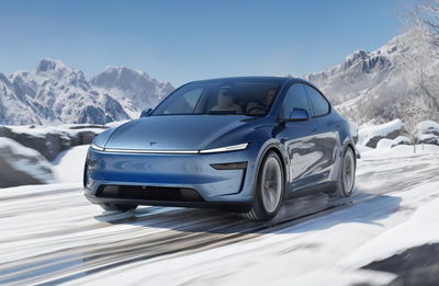 2025 Tesla Model Y - front