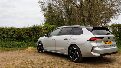 Vauxhall Astra GSe Sports Tourer - rear