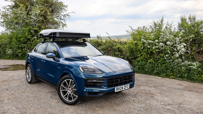 Porsche Cayenne - front